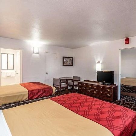 טוסון Econo Lodge University מראה חיצוני תמונה